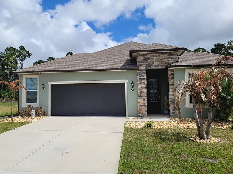 996 Corbin Cir SW — Photo 7