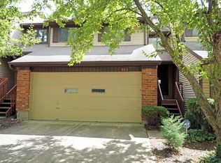 282 Bedford Glen Ln, Springdale, OH 45246