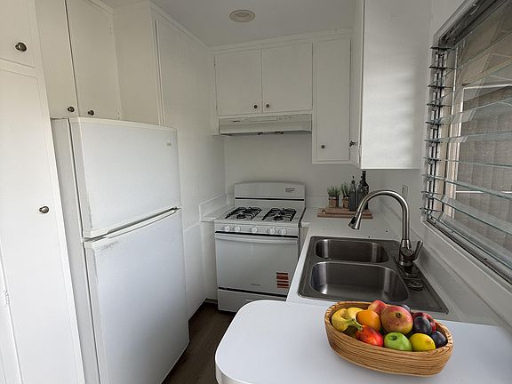 3rd image of 1666 S Federal Ave #10