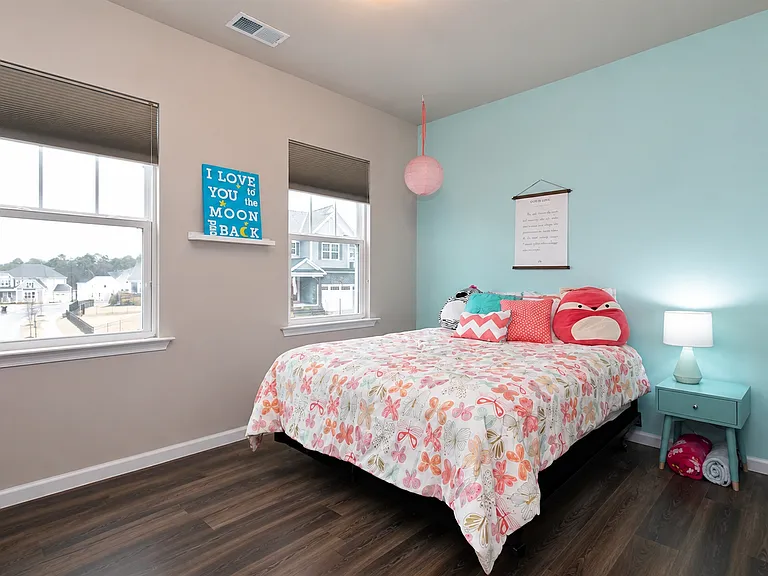 401 Ivy Arbor Way — Photo 11