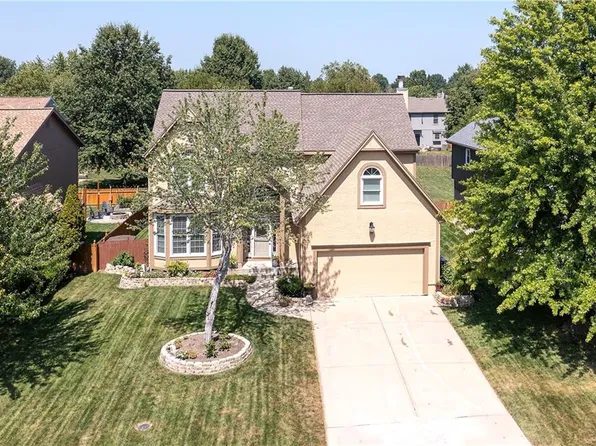 17386 W 158th Ter, Olathe, KS 66062