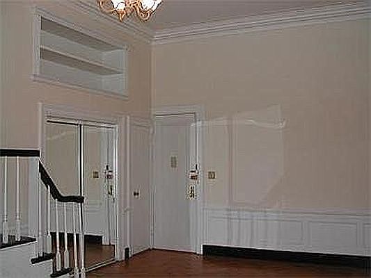 2nd image of 18 E 67th St APT 2A