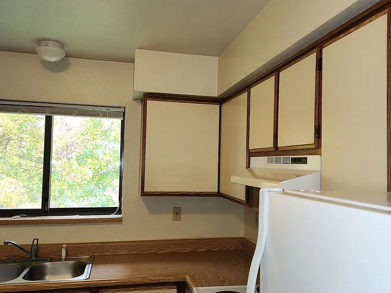 771 Jefferson St — Photo 20