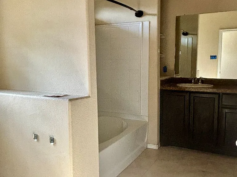 151 Creekview Dr — Photo 8