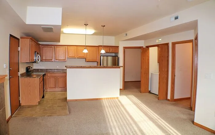 460 Cameron Way #105 — Photo 8