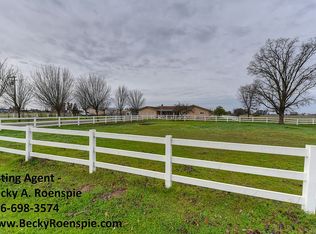 24201 N Sowles Rd, Acampo, CA 95220