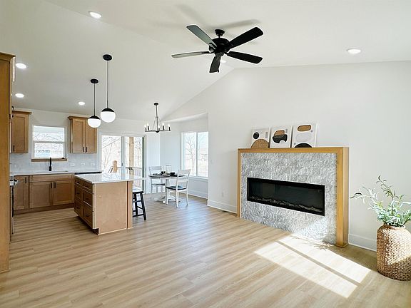 2nd image of 10606 W Graber Cir