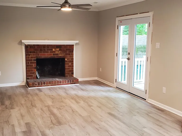 4608 Kingsrow Dr — Photo 3