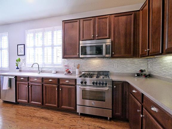 5th image of 3111 E Lark Dr