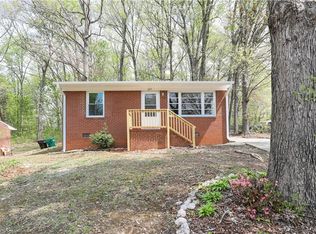 625 Spring Garden Cir, High Point, NC 27260