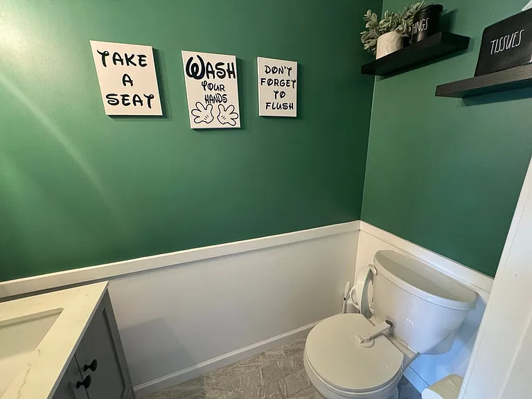 6 Old Pond Ct — Photo 6