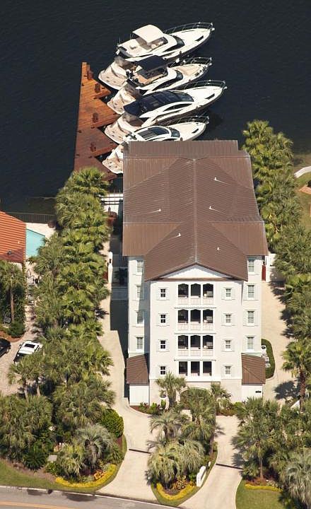 1st image of 625 Lagoon Dr Unit 4