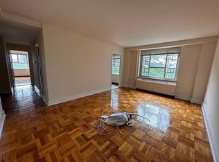 196-47 69th Ave #7, Fresh Meadows, NY 11365