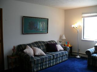 4 Flora Way APT 8, Normal, IL 61761