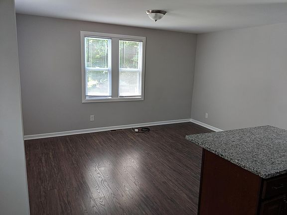 3rd image of 4091 Concordia Ave