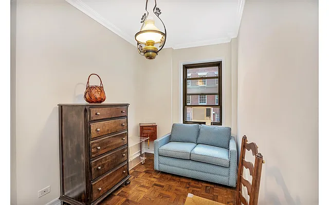 Sold by Douglas Elliman | media 25