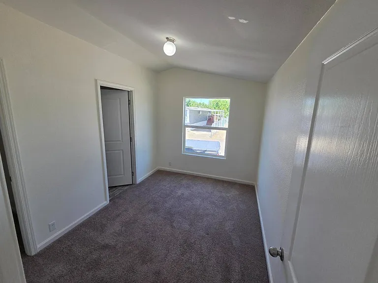1453 Elizabeth St #98 — Photo 4