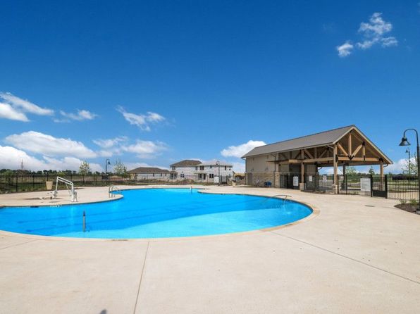 101 Wild Creek Rd, Seguin, TX 78155