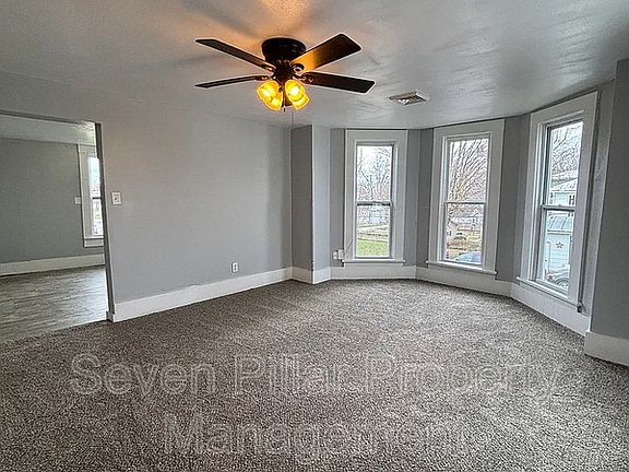 2nd image of 703 E 4th St