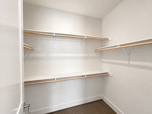 3rd image of 2073 Joshua Tree Cir