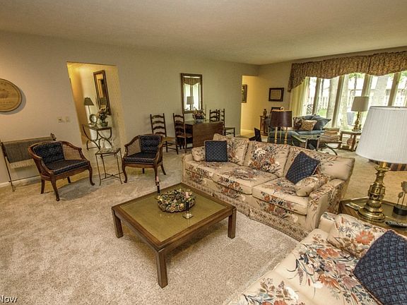 3rd image of 9634 Plum Brook Ln