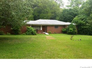 7121 Reames Rd, Charlotte, NC 28216