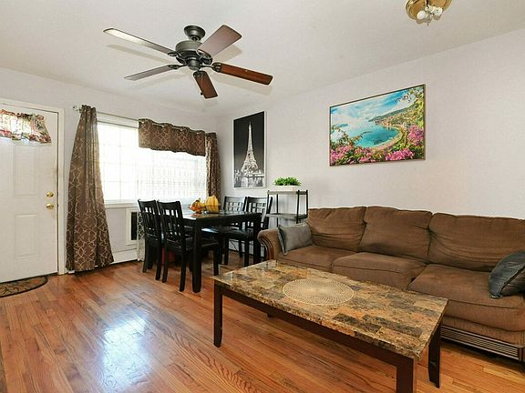 2nd image of 10928 155th St