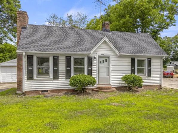 107 W Marion Rd, Greenville, SC 29617