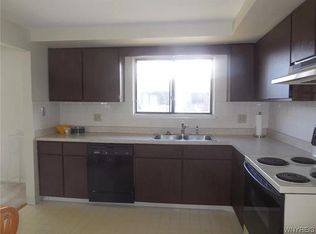 3920 Ridge Lea Rd APT C, Buffalo, NY 14228