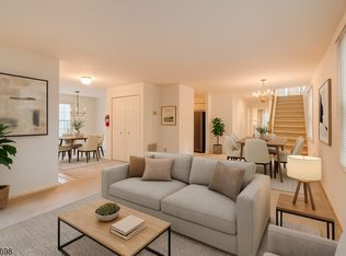 12 Park Edge, Berkeley Heights, NJ 07922