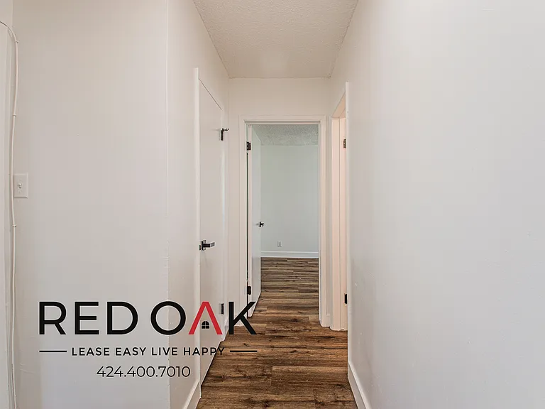 1843 S Gramercy Pl #9 — Photo 14