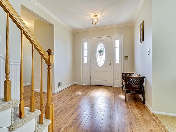5th image of 1308 Beauchamps Pl
