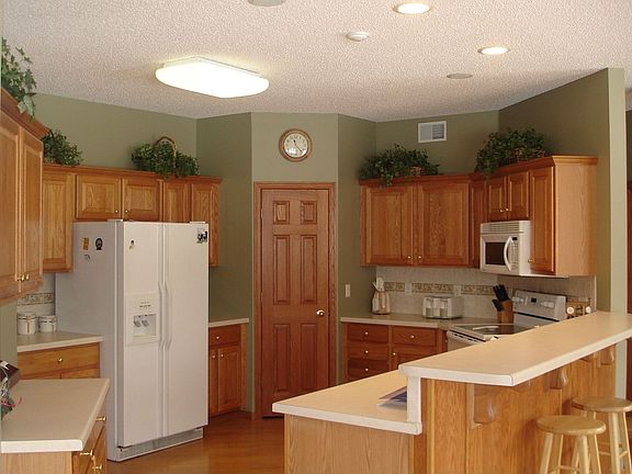 Beautiful oak kitchen