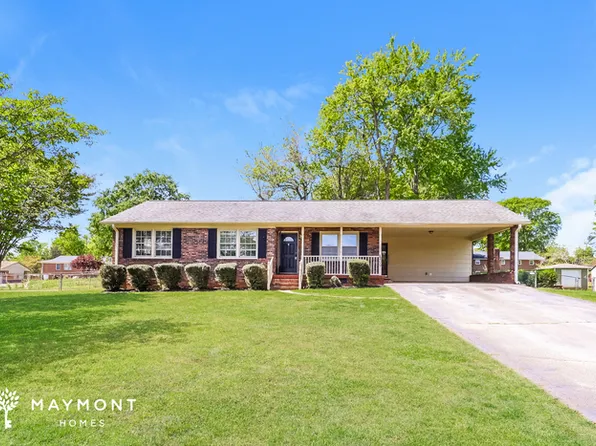 409 Shamrock Dr, Boiling Springs, SC 29316