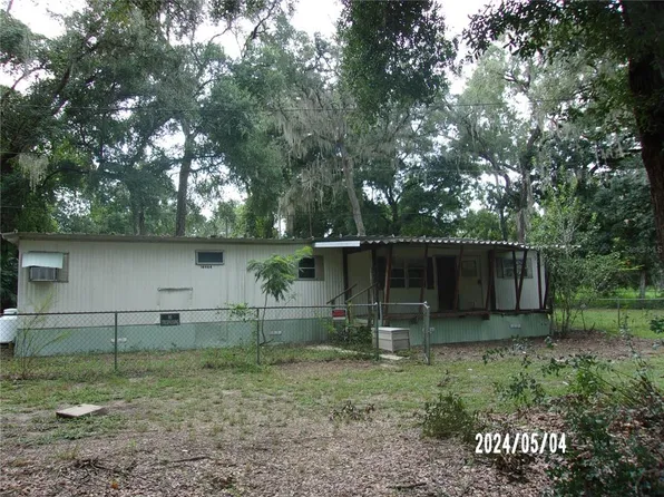 16964 NE 2nd Street Rd, Silver Springs, FL 34488