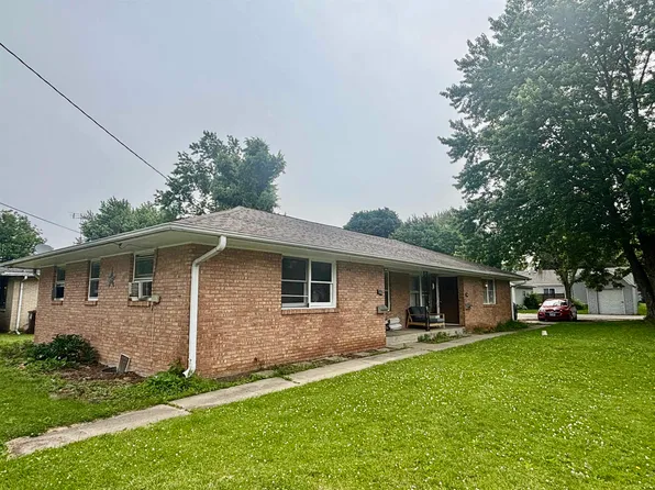 328 W Harrison St, Belvidere, IL 61008