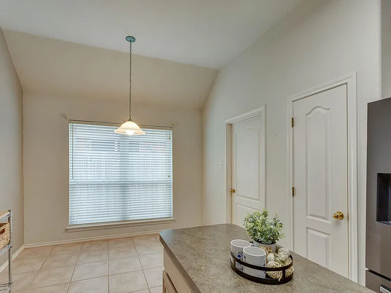9005 Tyne Trl — Photo 13