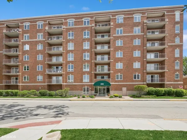 395 Graceland Ave Unit 208, Des Plaines, IL 60016