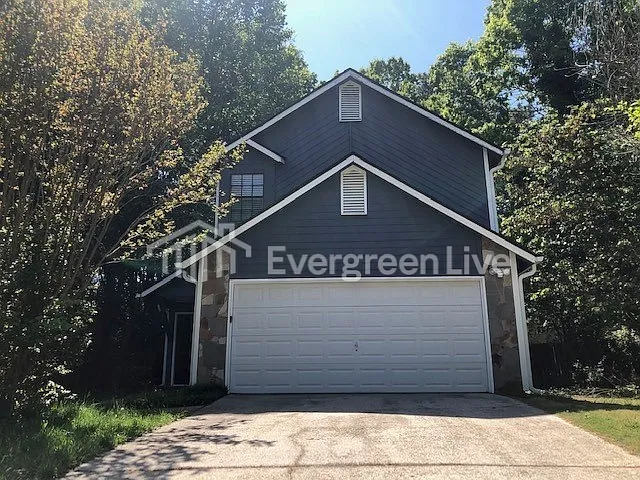 2613 Laurel View Dr