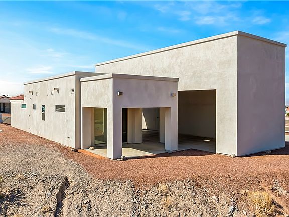 5th image of 2349 Felipe Drive
