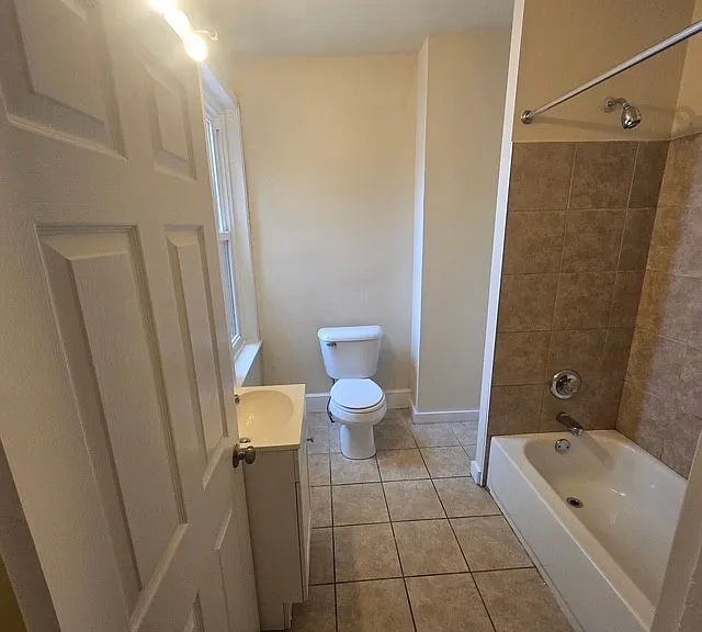2836 Agate St — Photo 6