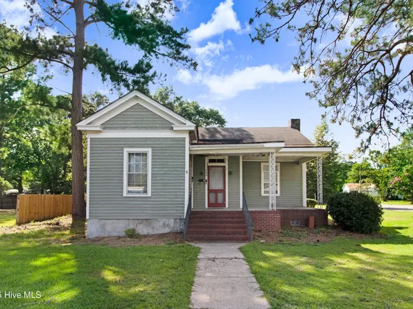 302 S Caswell Street, La Grange, NC 28551