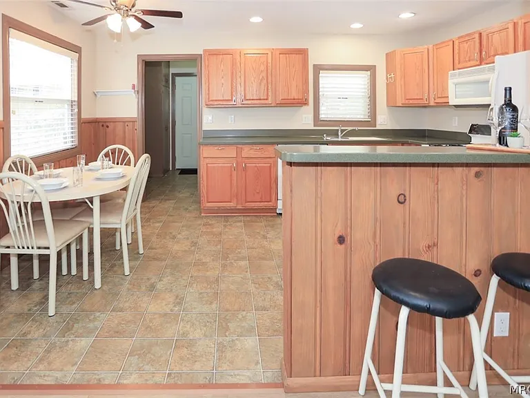 433 Conklin Rd — Photo 4