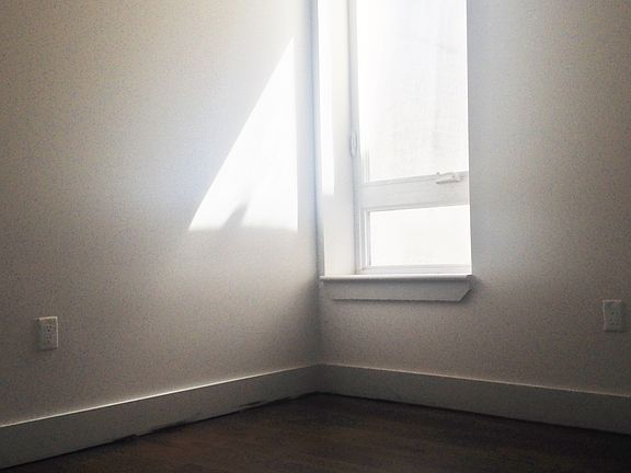 4th image of 489 Chauncey St #2RIGHT