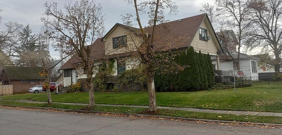 2nd image of 903 W Nora Ave