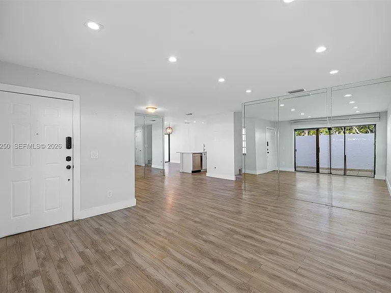 20900 Leeward Ct #217-1 — Photo 8