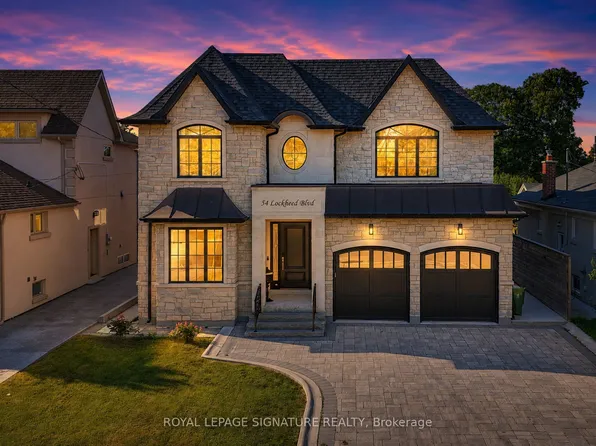 54 Lockheed Blvd, Toronto, ON M9P 2J1
