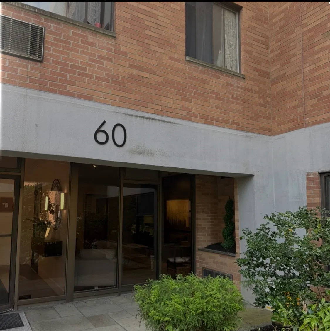 1 bed, 1.0 bath, 712 sqft, $2,300 — Photo 1