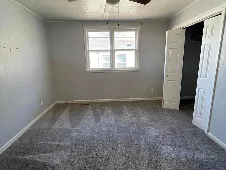 1420 E 2nd Ave — Photo 10