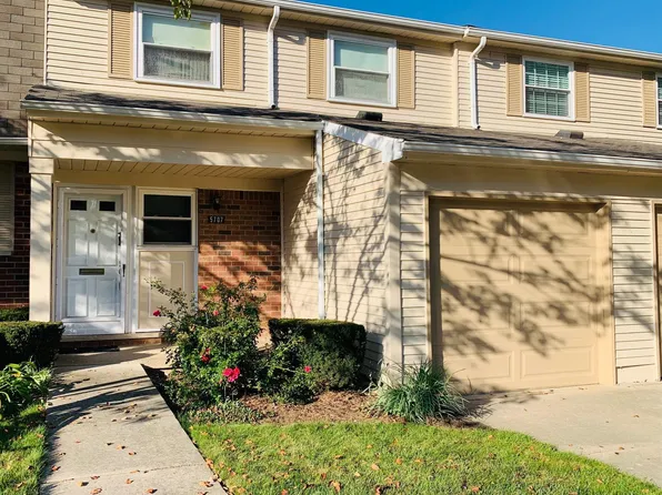 5707 Whitfield Dr #661, Troy, MI 48098